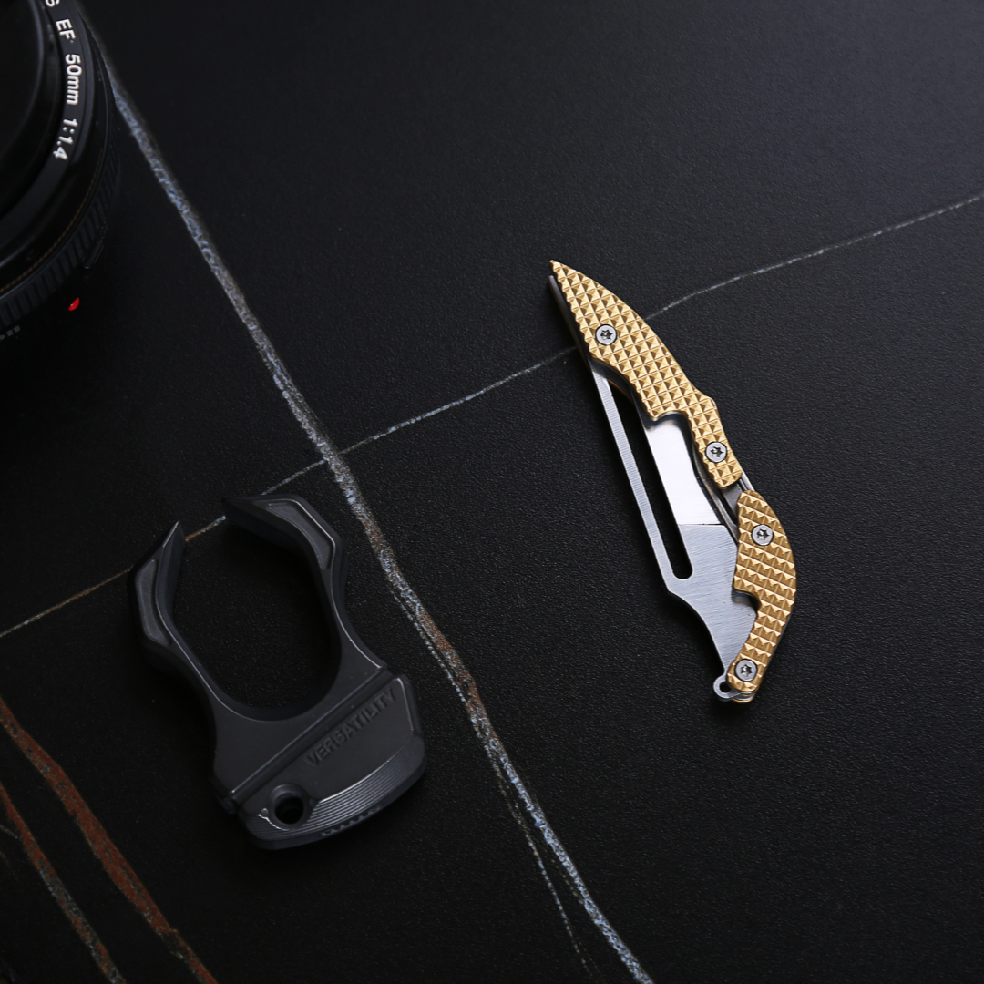 BQEDC K1: EDC Blade With Embowed Closure Design