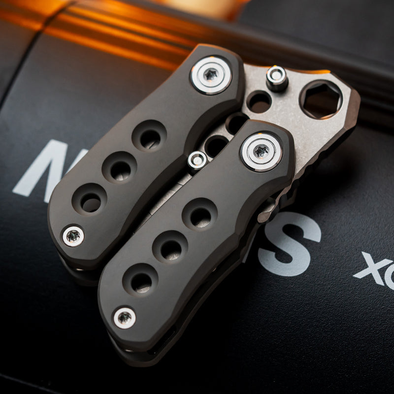 Wanwu V-Blood Balisong Prybar