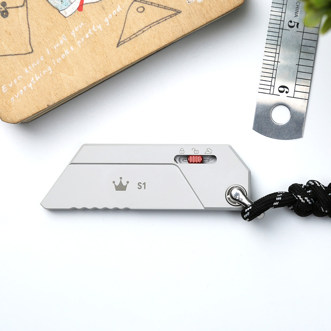 BQ S1 | A Minimalist Gravity-Slide Utility Knife